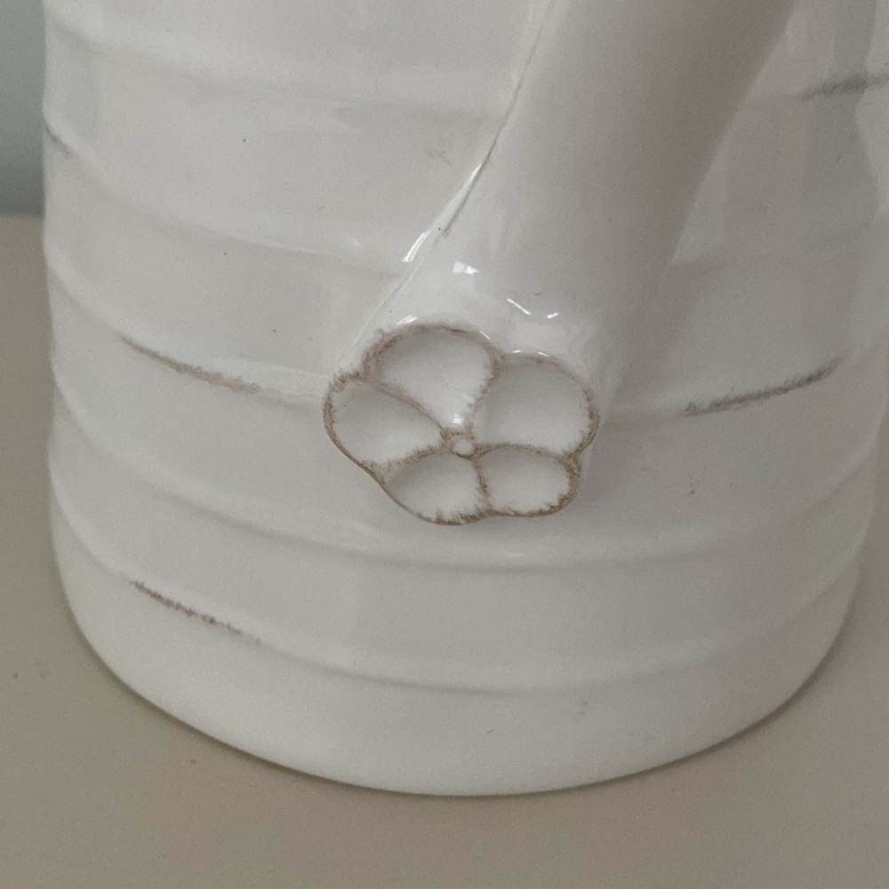 Farmhouse ceramic white jug - Picture 3 of 5